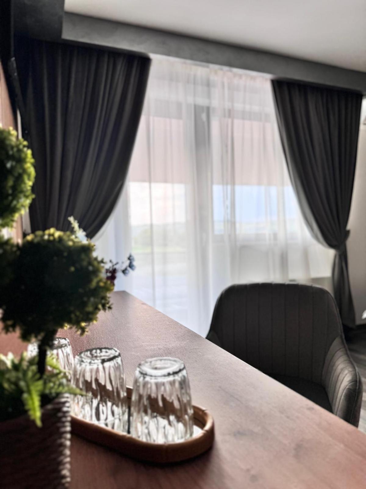 Hanul Domnesc Imperial Hotel & Spa Călan Zewnętrze zdjęcie