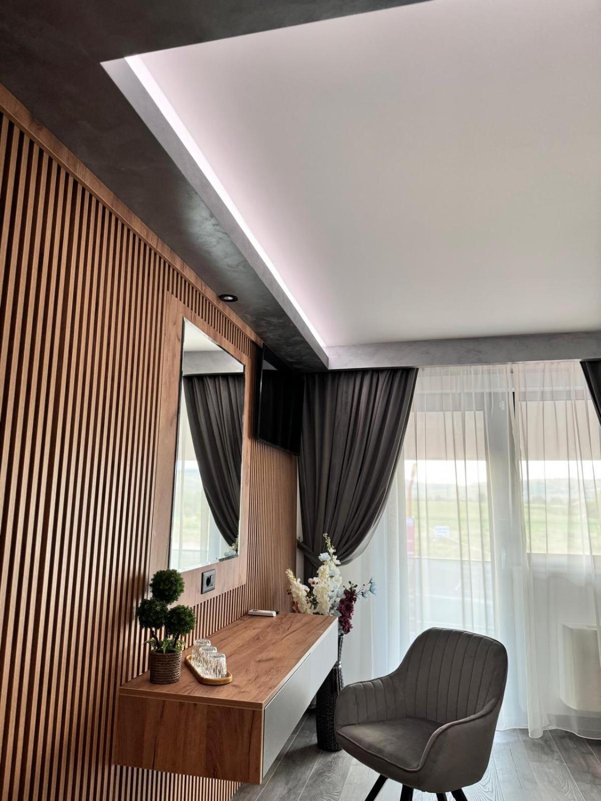 Hanul Domnesc Imperial Hotel & Spa Călan Zewnętrze zdjęcie