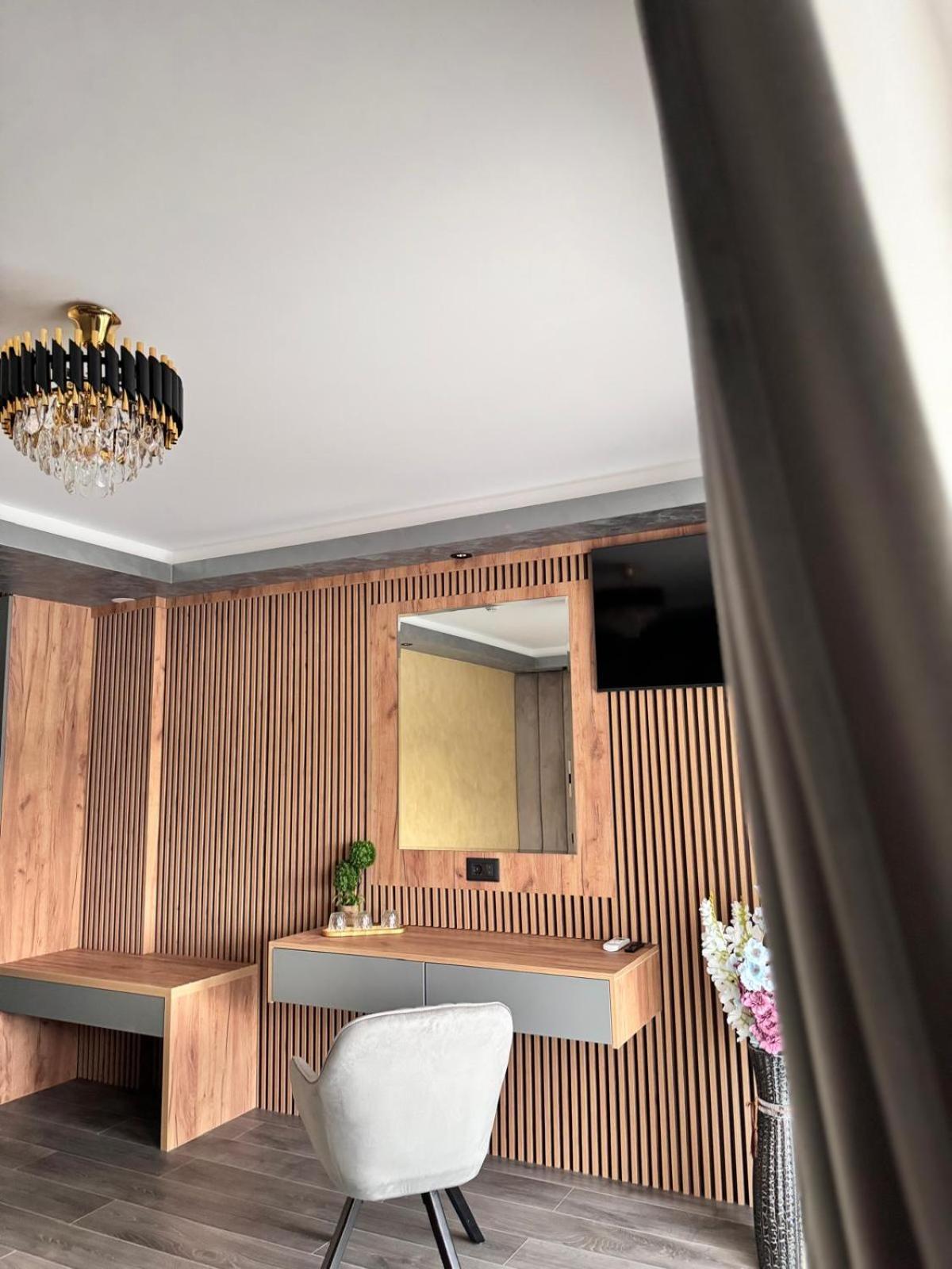 Hanul Domnesc Imperial Hotel & Spa Călan Zewnętrze zdjęcie