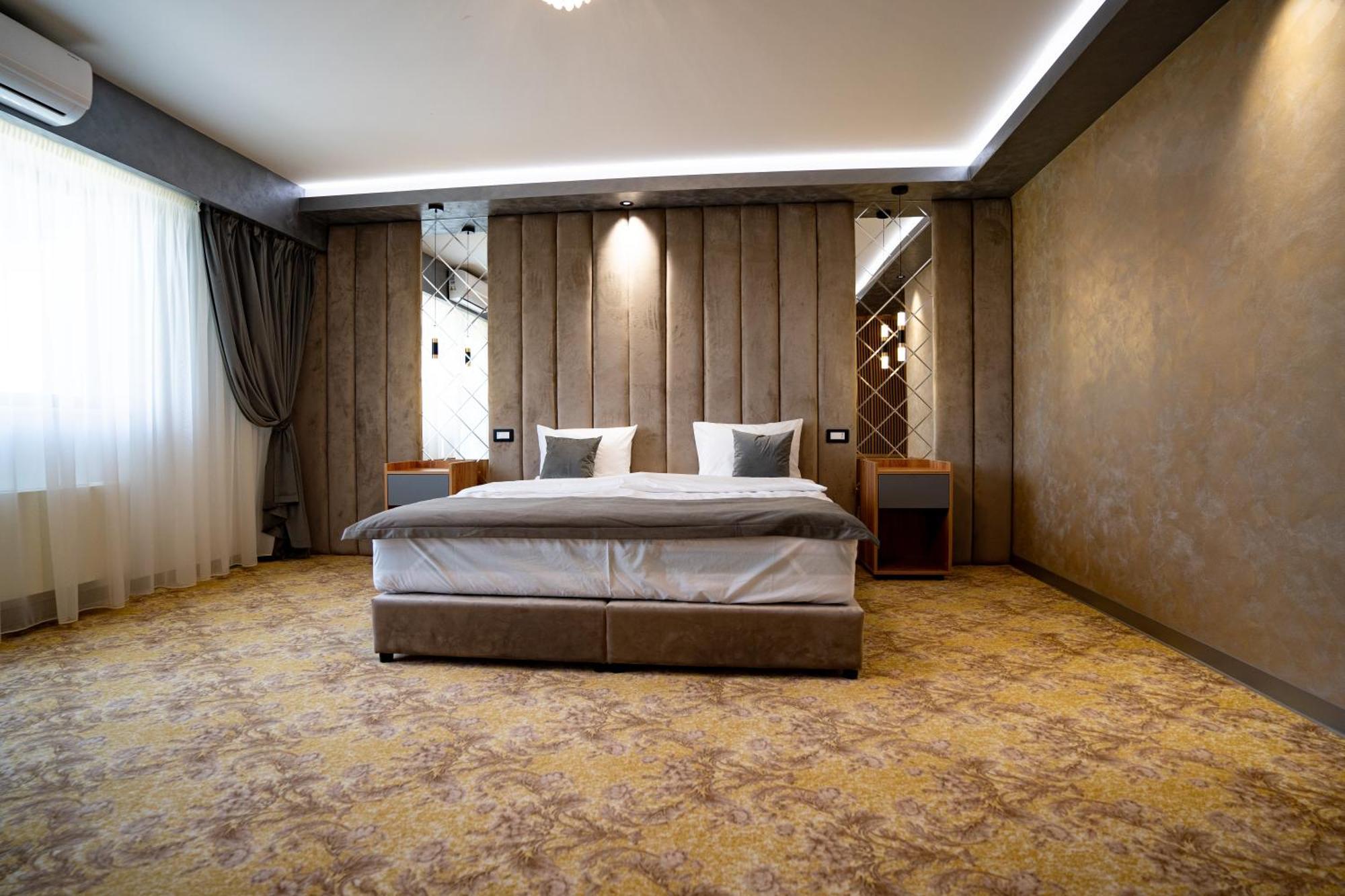 Hanul Domnesc Imperial Hotel & Spa Călan Zewnętrze zdjęcie