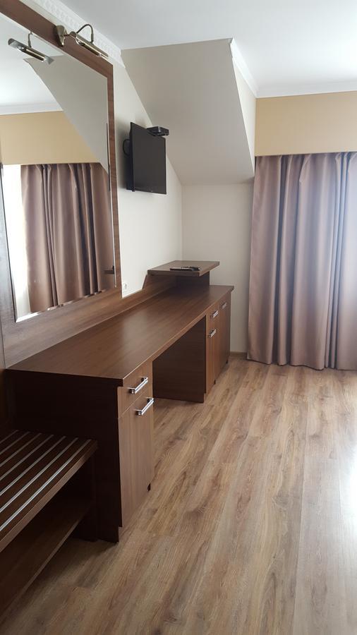 Hanul Domnesc Imperial Hotel & Spa Călan Zewnętrze zdjęcie