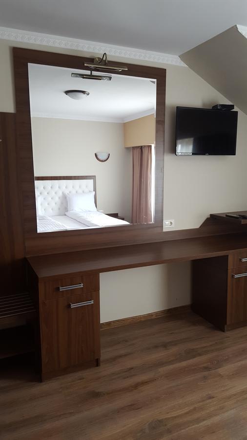 Hanul Domnesc Imperial Hotel & Spa Călan Zewnętrze zdjęcie